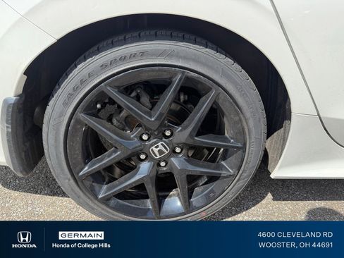 Used 2024 Honda Civic Sport image 5