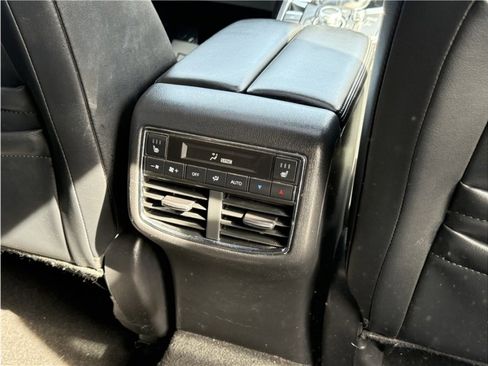 Used 2018 MAZDA CX-9 Grand Touring image 32