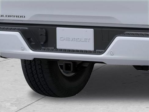 New 2025 Chevrolet Colorado LT w/ LT Convenience Package RWD image 17