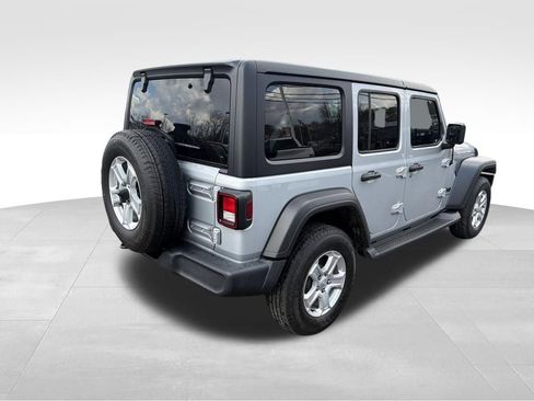 Used 2023 Jeep Wrangler Sport S image 11