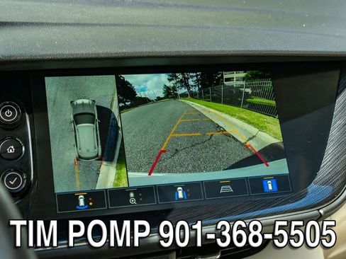 Used 2022 Buick Envision Essence w/ Technology Package I FWD image 21
