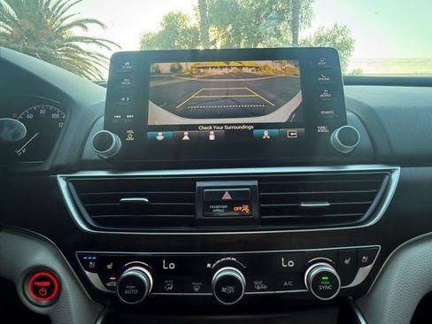 Used 2019 Honda Accord Touring image 26