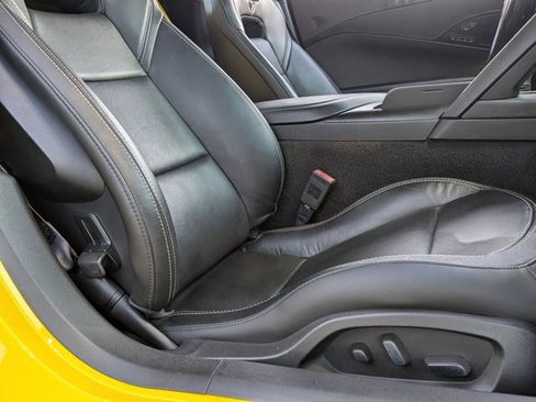 Used 2014 Chevrolet Corvette Z51 2LT w/ 2LT Preferred Equipment Group image 20