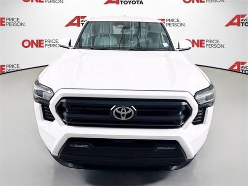 Certified 2025 Toyota Tacoma image 2