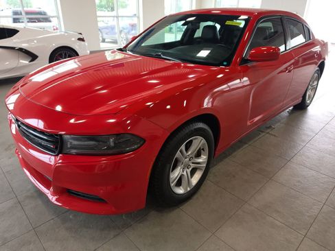Used 2021 Dodge Charger SXT w/ Leather Interior Group RWD image 1