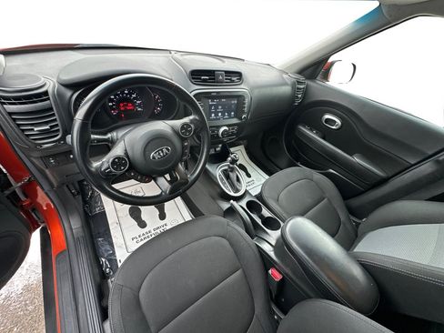 Used 2019 Kia Soul + FWD image 31