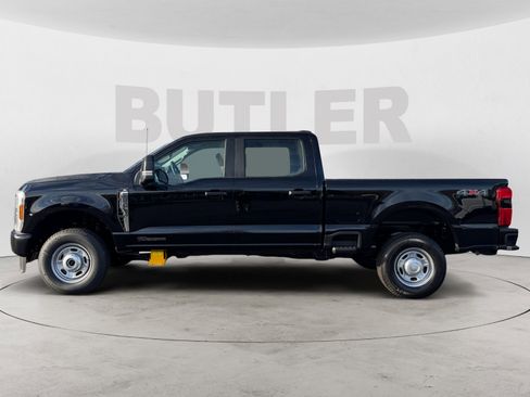 New 2026 Ford F250 XL w/ 360-Degree Camera Package image 2