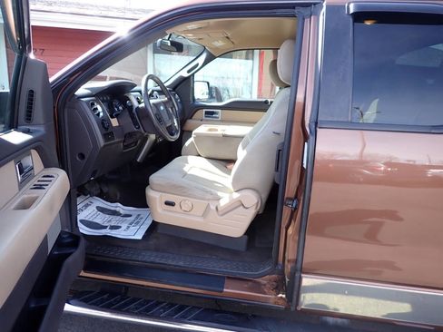Used 2011 Ford F150 XLT w/ XLT Chrome Pkg image 7