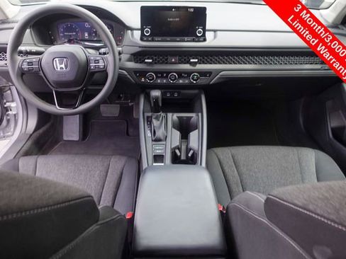 Used 2023 Honda Accord EX image 4