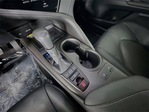 Used 2021 Toyota Camry XSE image 24