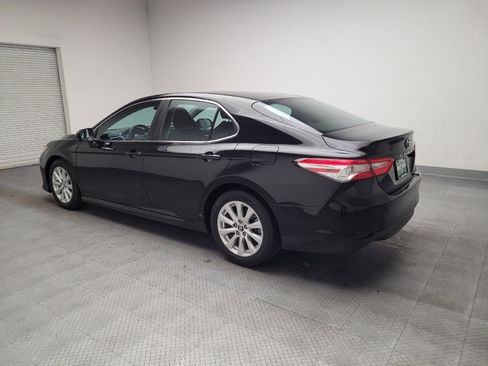 Used 2018 Toyota Camry LE FWD image 3