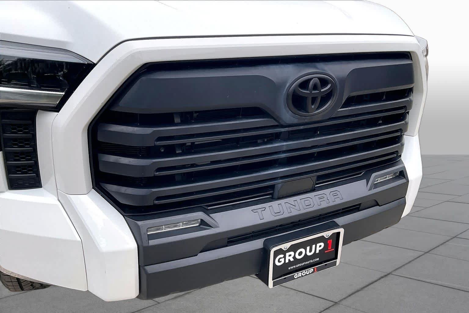Used 2024 Toyota Tundra SR5 w/ SR5 Premium Package AWD/4WD image 29
