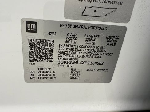 Used 2023 GMC Acadia SLT image 10