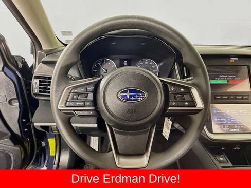Used 2025 Subaru Outback AWD/4WD image 11