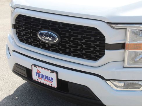 Used 2021 Ford F150 XL w/ STX Appearance Package RWD image 5