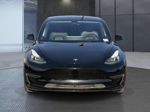 Used 2023 Tesla Model 3 Standard Range RWD image 9