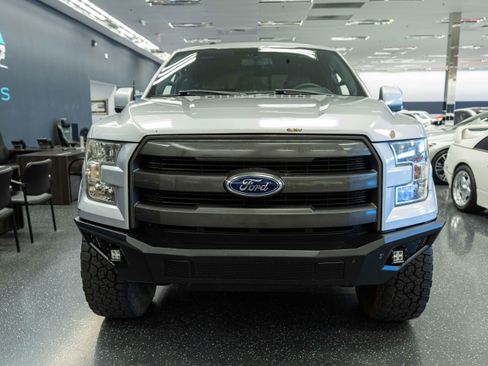 Used 2016 Ford F150 Lariat AWD/4WD image 2