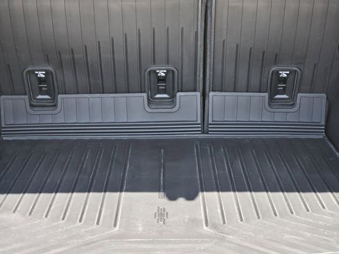 New 2025 Chevrolet Blazer EV RS image 32