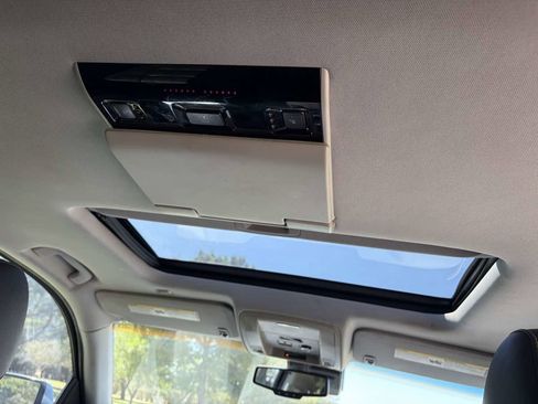 Used 2016 GMC Yukon SLT w/ Open Road Package image 24