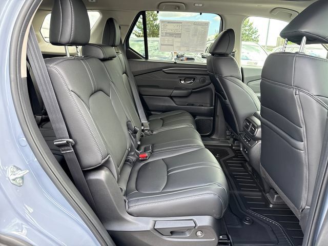 New 2026 Honda Pilot Touring image 10