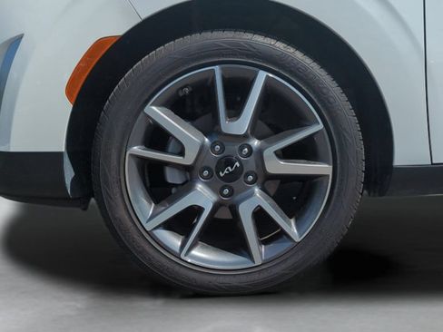 Used 2024 Kia Soul EX w/ Option Group 015 FWD image 27