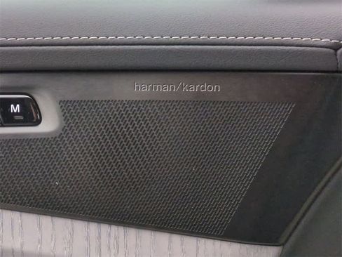 New 2026 Volvo XC90 B6 Ultra image 29