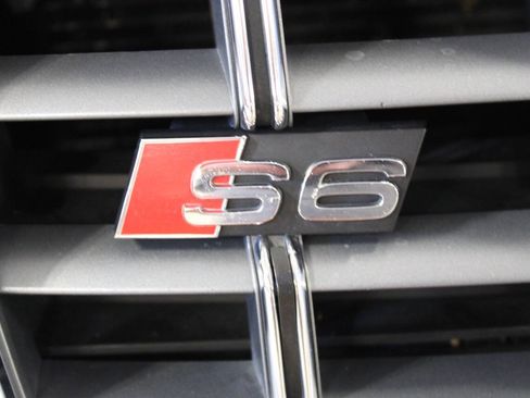 Used 2009 Audi S6 Sedan AWD/4WD image 16