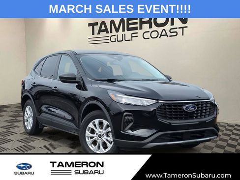 Used 2025 Ford Escape Active image 1