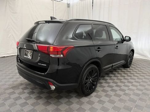 Used 2020 Mitsubishi Outlander SEL FWD image 3