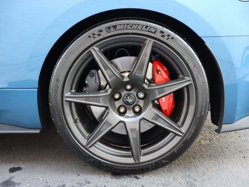 Used 2021 Ford Mustang Shelby GT500 w/ Carbon Fiber Track Pack image 12