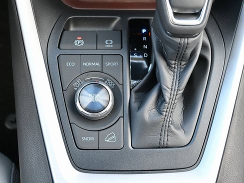 New 2025 Toyota RAV4 Limited image 24