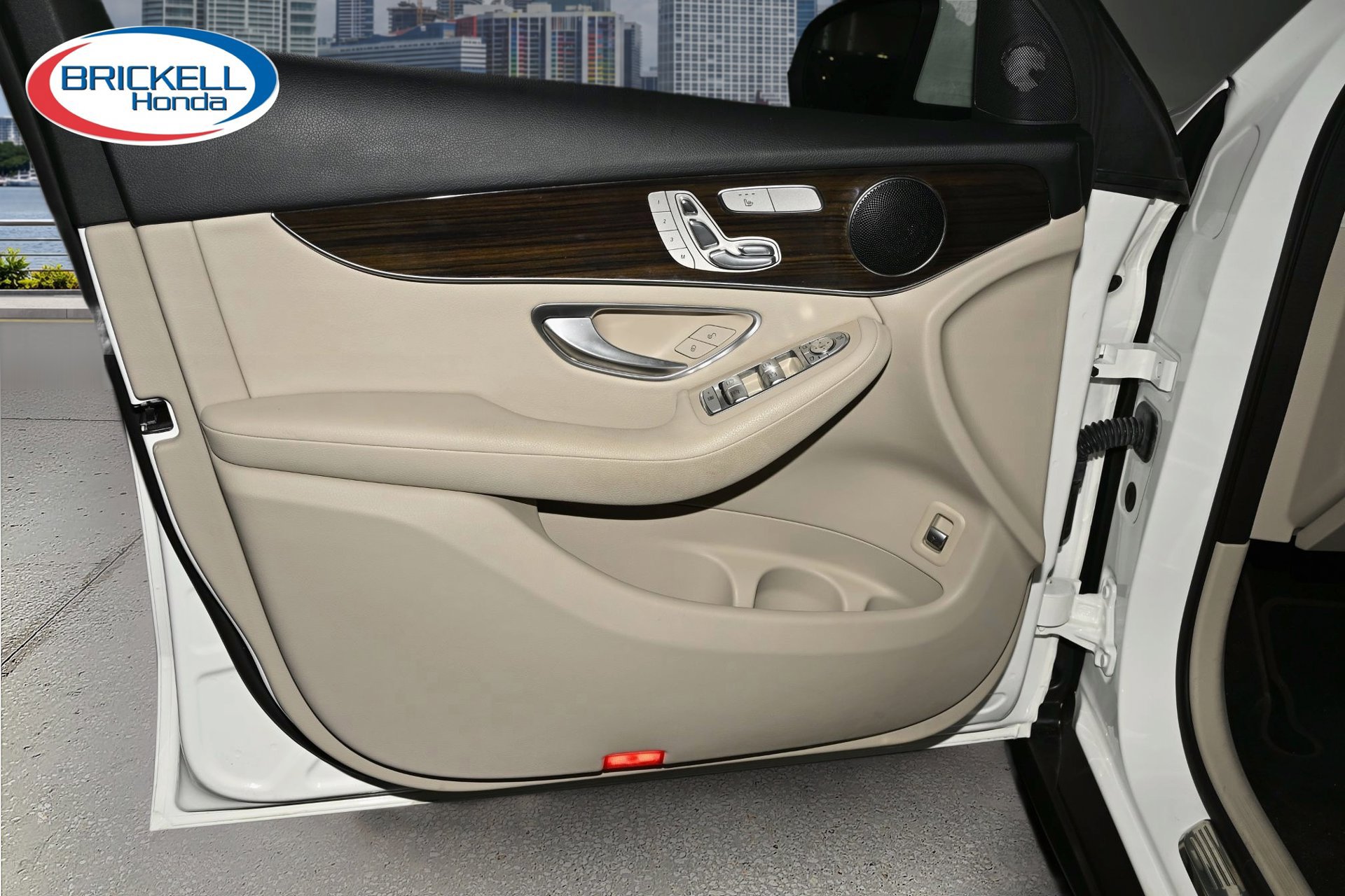 Used 2022 Mercedes-Benz GLC 300 image 20