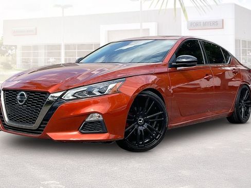 Used 2022 Nissan Altima 2.0 SR FWD image 27