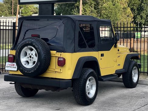 Used 2002 Jeep Wrangler Sport image 7