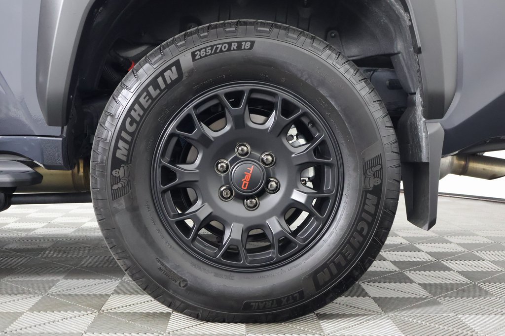 Used 2025 Toyota 4Runner TRD Off-Road AWD/4WD image 16
