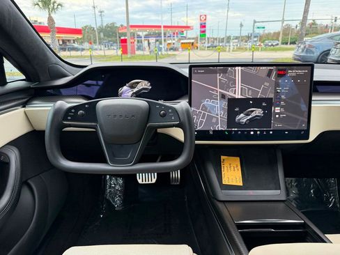 Used 2023 Tesla Model S Plaid image 20
