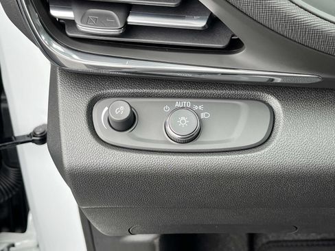 New 2026 Buick Envista Preferred w/ Convenience I Package FWD image 23
