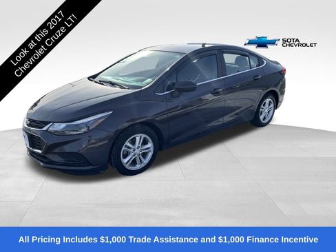 Used 2017 Chevrolet Cruze LT w/ Convenience Package image 1