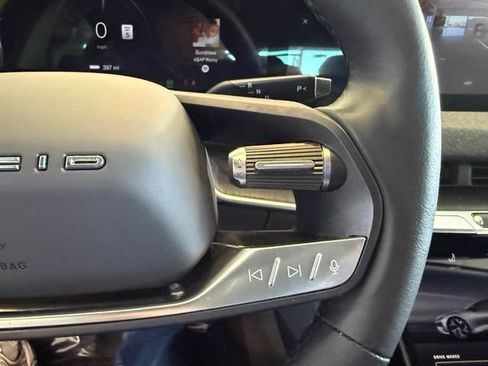 Used 2025 Lucid Air Pure RWD image 17
