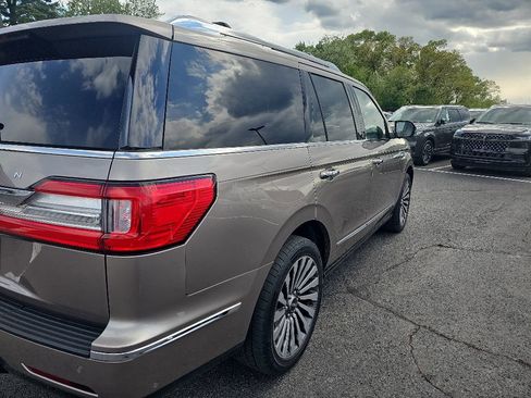 Used 2019 Lincoln Navigator Reserve w/ Cargo Package AWD/4WD image 5
