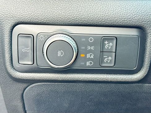 Used 2020 Ford Explorer ST image 12