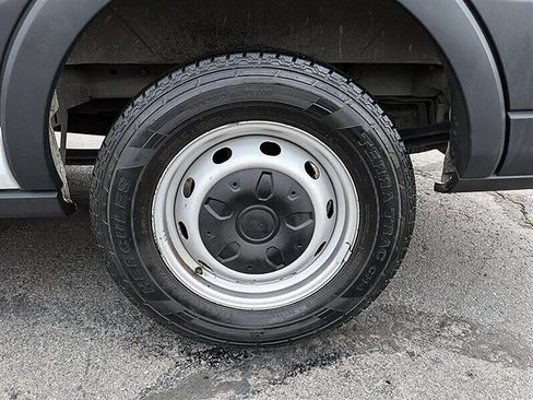 Used 2018 Ford Transit 350 XL RWD image 14