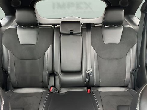 Used 2024 Ford Edge ST image 12