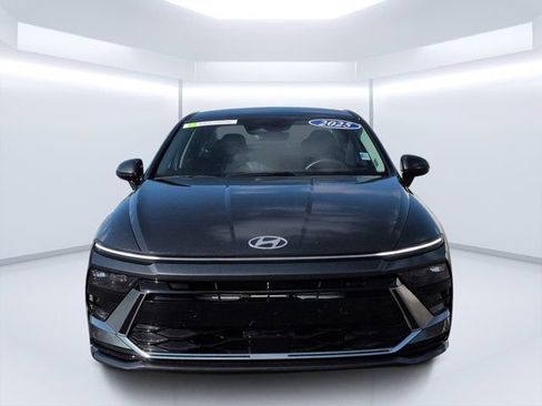 Used 2025 Hyundai Sonata SEL FWD image 8