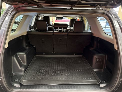 Used 2020 Toyota 4Runner Venture w/ Moonroof Package image 23