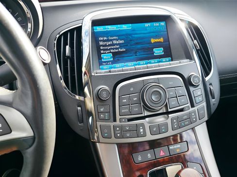 Used 2013 Buick LaCrosse Touring FWD image 32
