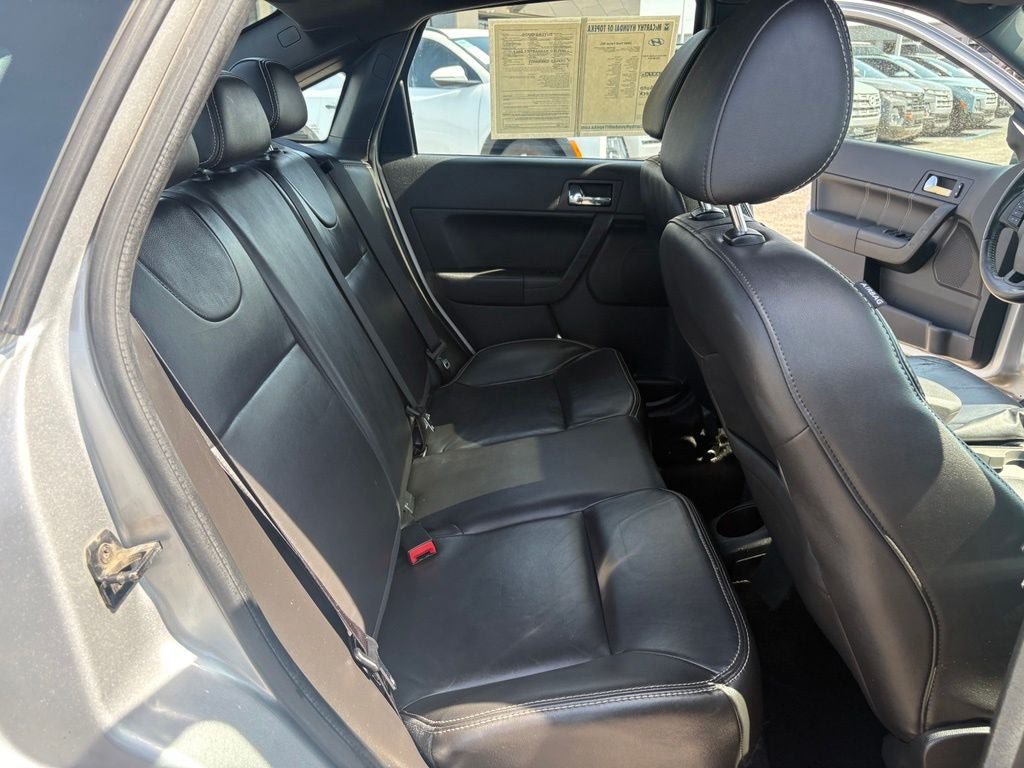 Used 2009 Ford Focus SEL FWD image 30