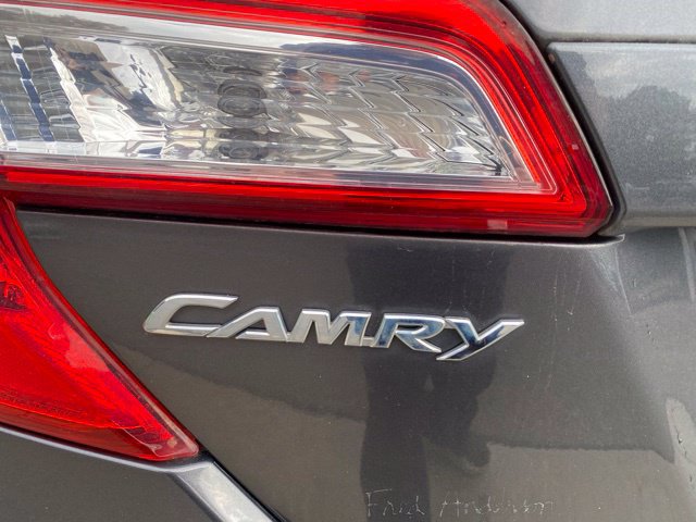 Used 2012 Toyota Camry LE FWD image 23