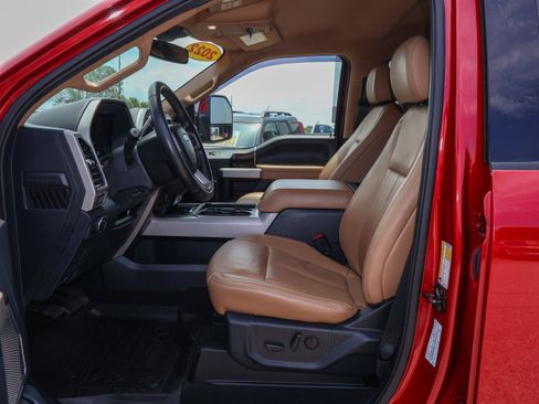 Used 2022 Ford F250 Lariat w/ Lariat Value Package AWD/4WD image 14
