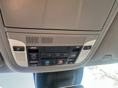 Used 2017 Acura MDX SH-AWD w/ Technology Package image 19